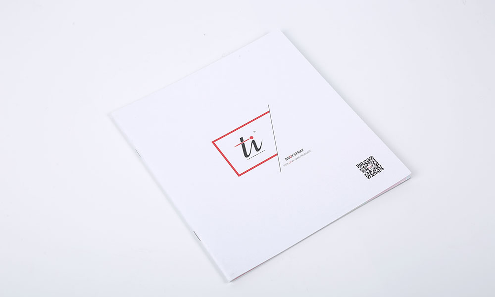 香體噴霧產(chǎn)品畫冊(cè)-體用噴霧香水宣傳冊(cè)設(shè)計(jì)-護(hù)膚噴劑產(chǎn)品畫冊(cè)設(shè)計(jì)